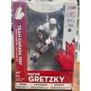Wayne Gretzky 12” Collectible Figurine Team Canada